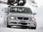 BMW 330xi Sedan 2005 года